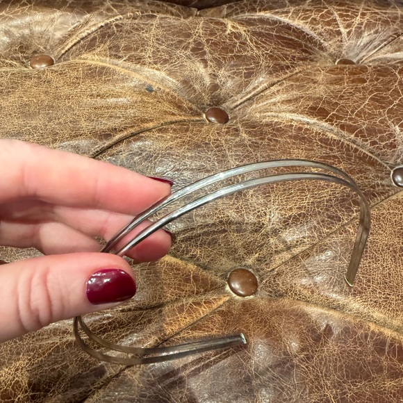 Elegant Black and Silver Headband Set - Picture 2 of 6